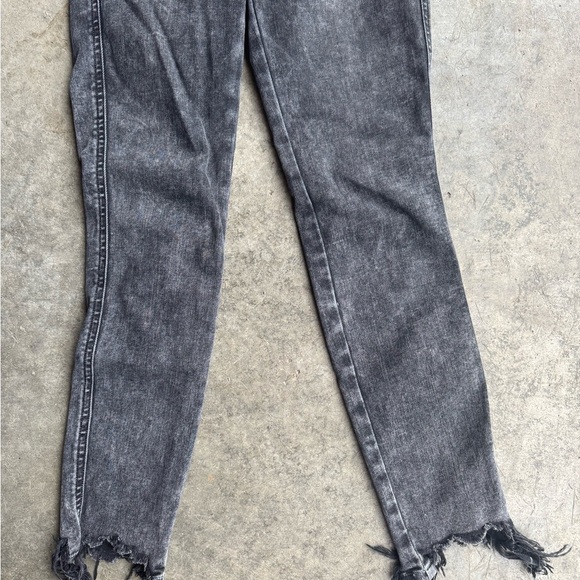 Flying Monkey Gray Skinny Jeans with Vintage Wash - Picture 2 of 5